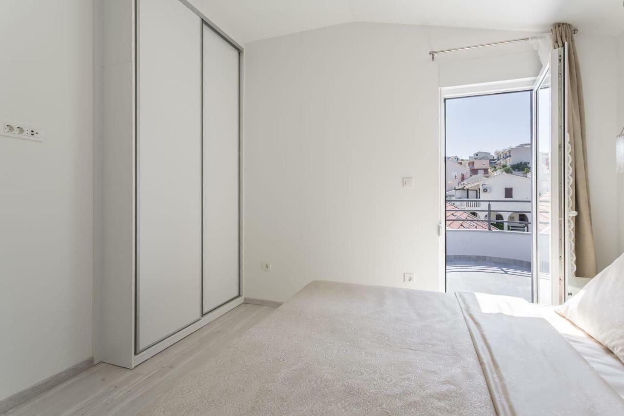 Marin Apartment